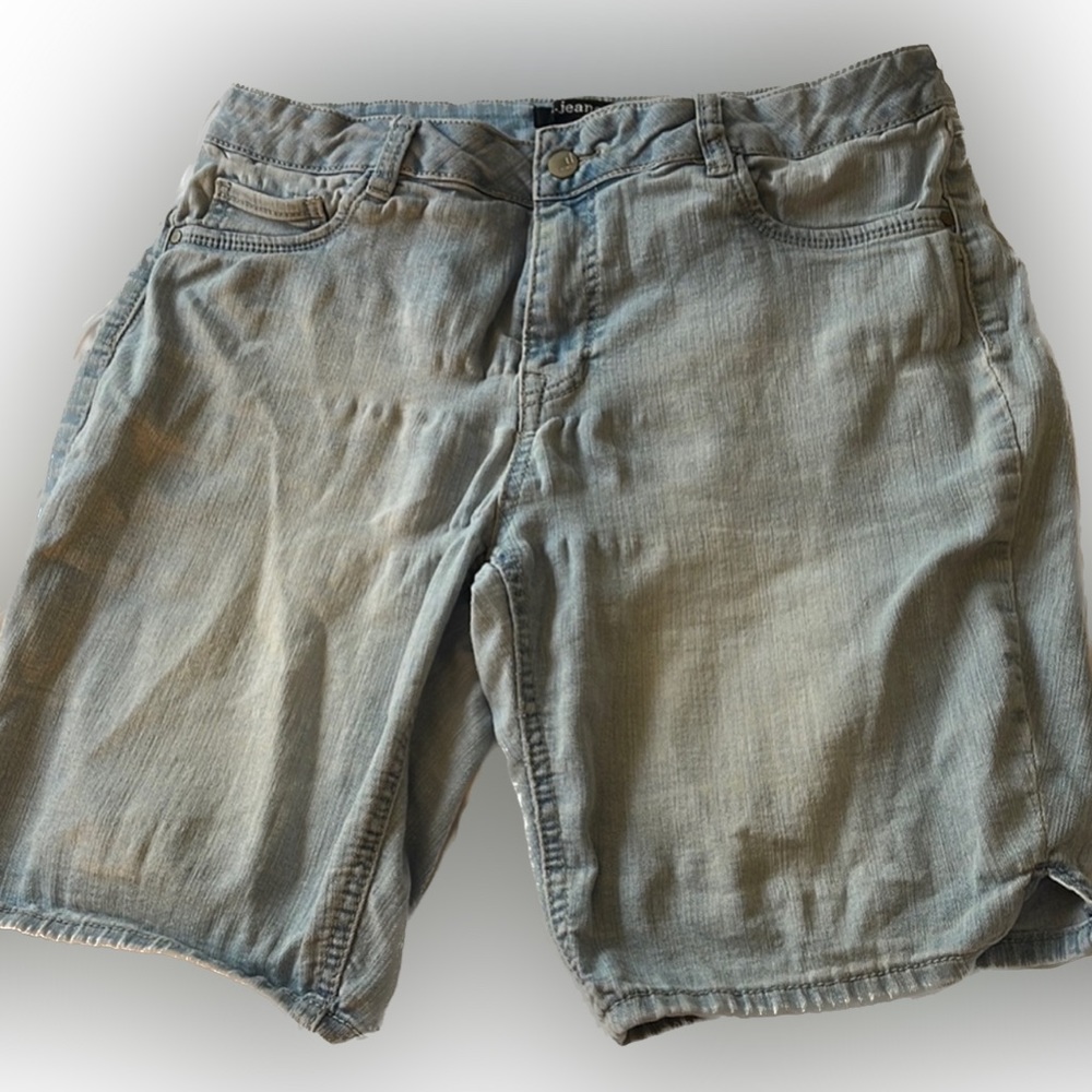 Jean Shorts 16